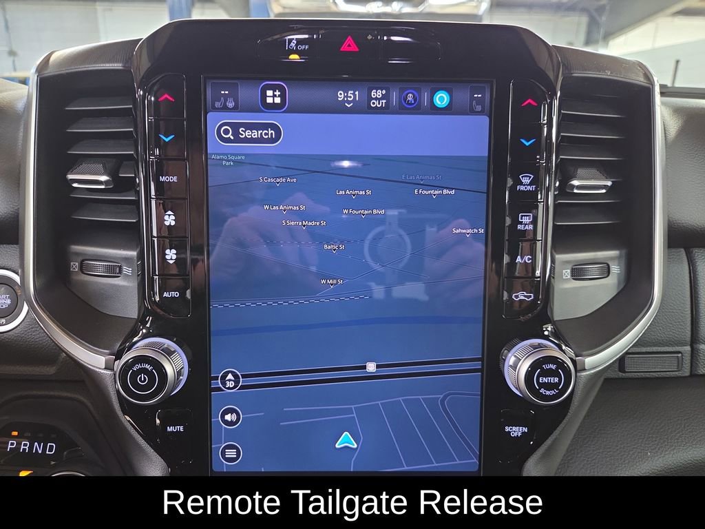 New 2026 RAM 1500 4x4 Crew Cab image 19