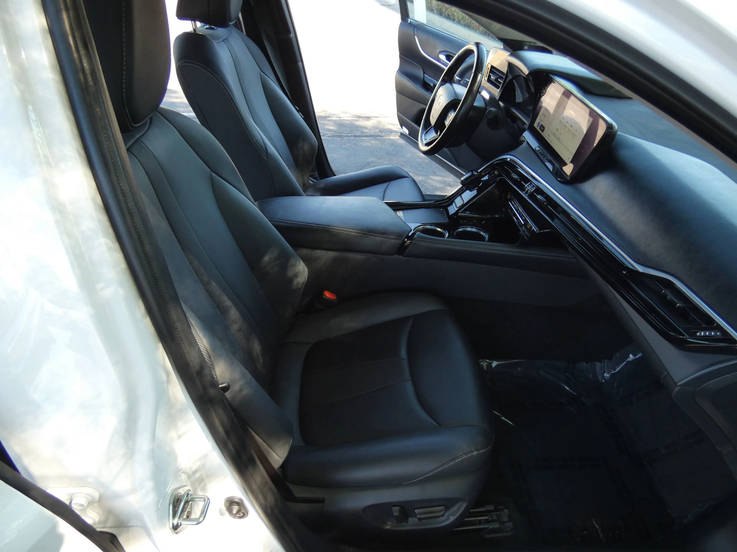 Used 2024 Toyota Mirai XLE Sedan 4D w/ Advanced Technology Package image 25