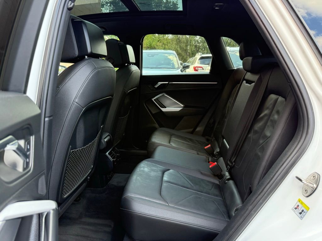 Used 2020 Audi Q3 2.0T Premium image 13