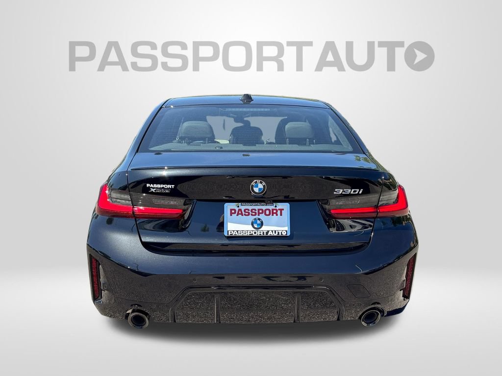 New 2026 BMW 330i xDrive Sedan w/ M Sport Package AWD/4WD image 5