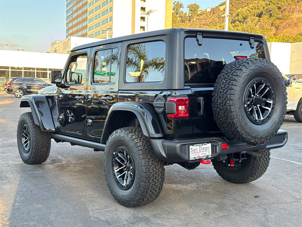 New 2025 Jeep Wrangler Unlimited Rubicon w/ XTREMEE 35" Tire Package image 17