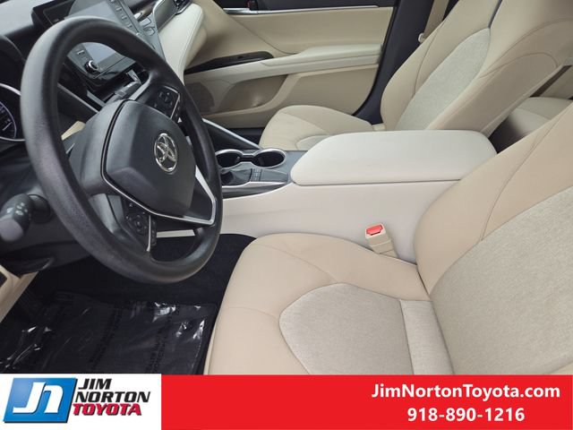 Used 2024 Toyota Camry LE w/ Convenience Package FWD image 15