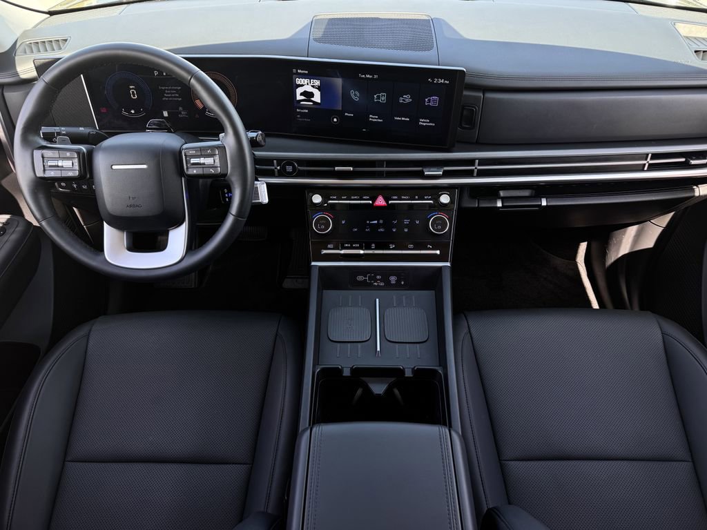 Used 2025 Hyundai Santa Fe SEL image 9