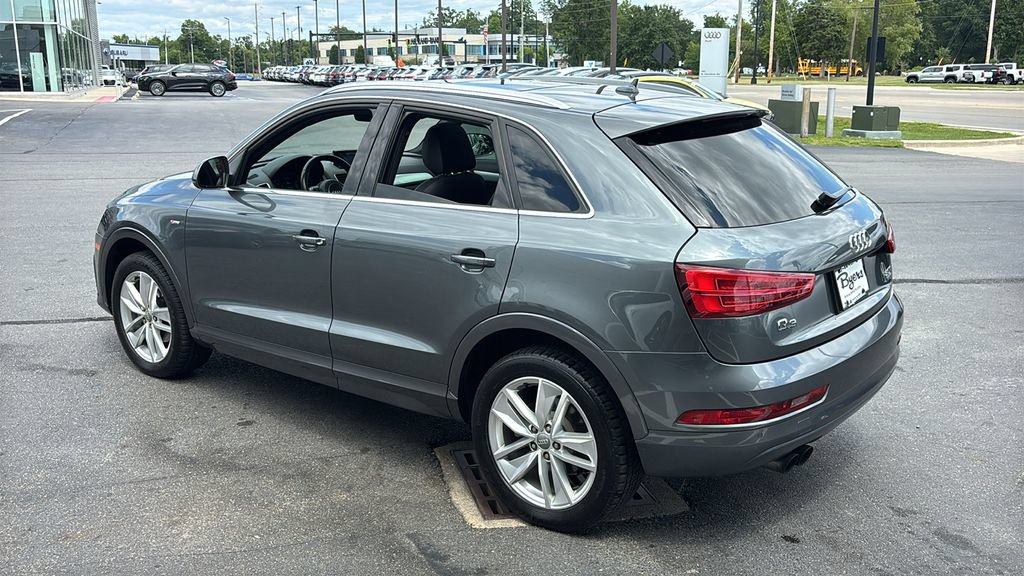 Used 2018 Audi Q3 2.0T Premium Plus w/ Premium Plus Package AWD/4WD image 4