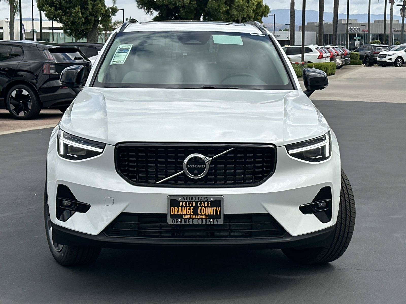 New 2026 Volvo XC40 B5 Plus w/ Protection Package Premier AWD/4WD image 2