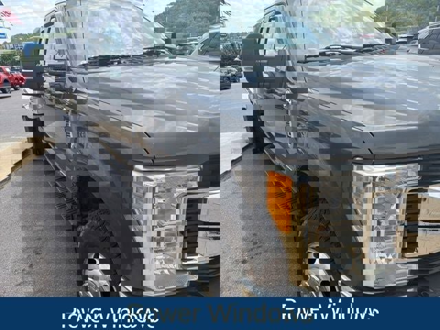 Used 2017 Ford F350 XLT w/ Advanced Security Pack AWD/4WD image 12