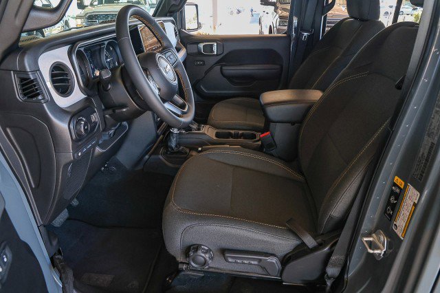 Used 2024 Jeep Wrangler Sport S w/ Convenience Group AWD/4WD image 9