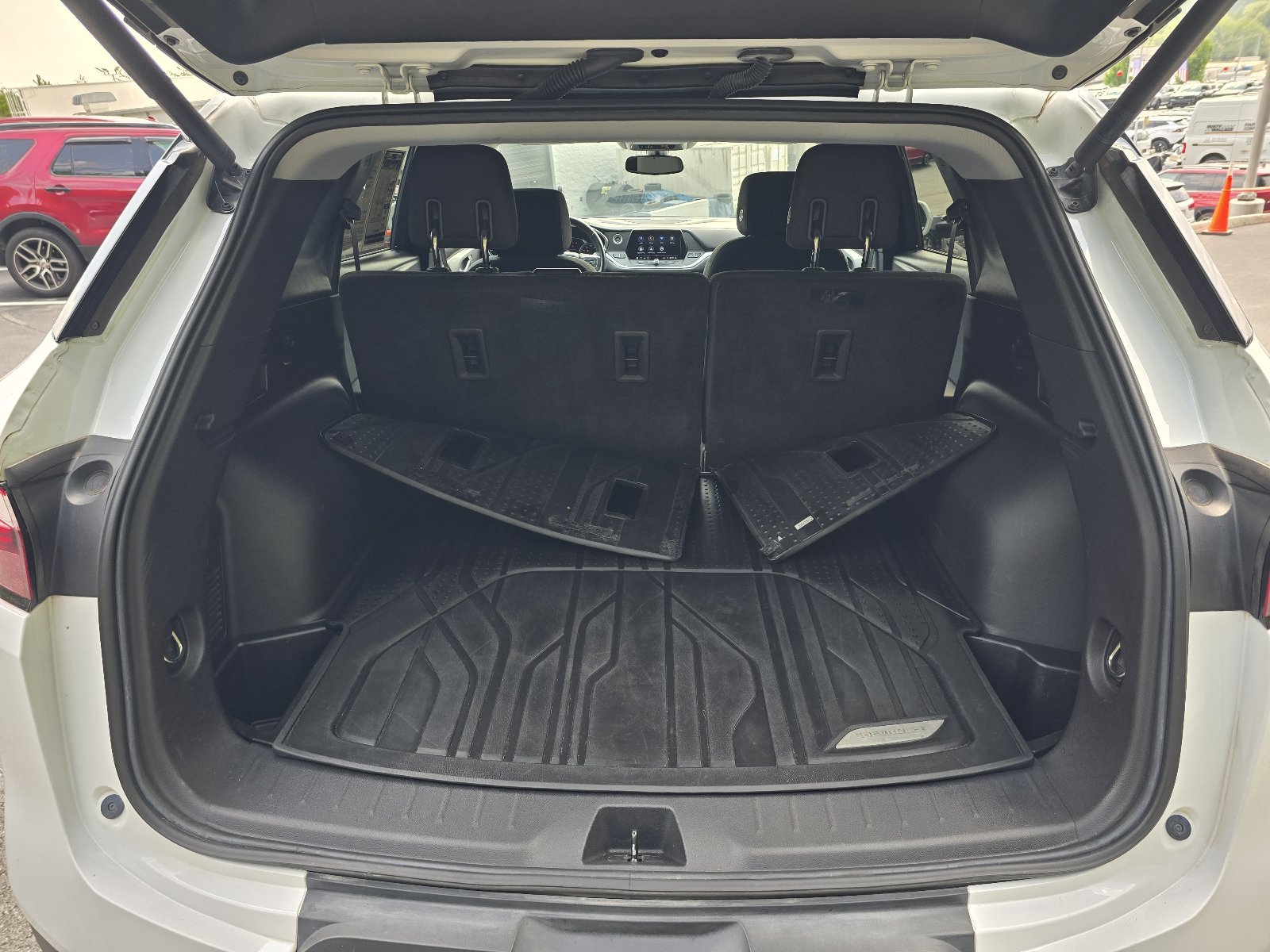 Used 2020 Chevrolet Blazer LT FWD image 25