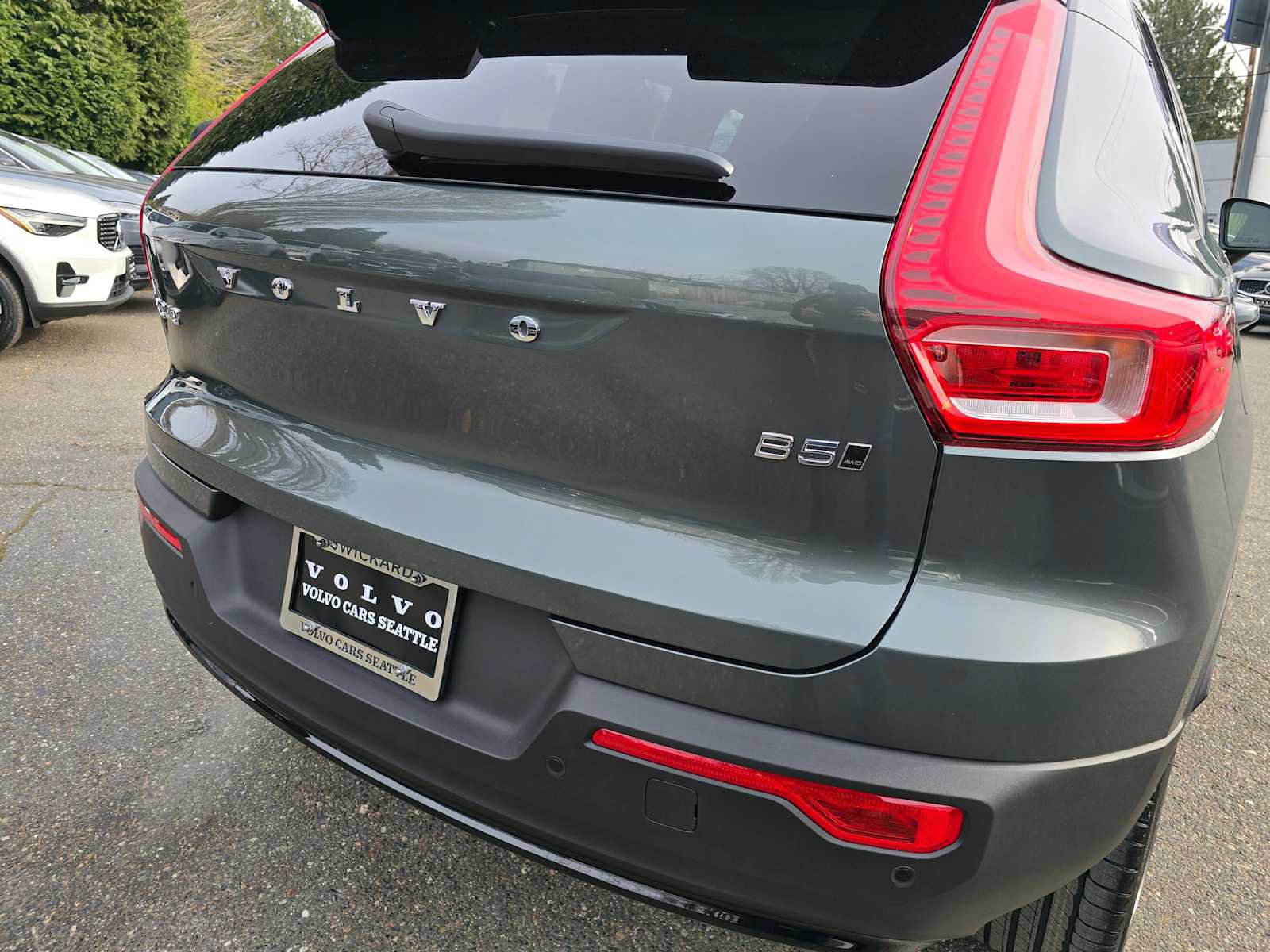 New 2026 Volvo XC40 B5 Core w/ Protection Package Premier AWD/4WD image 13