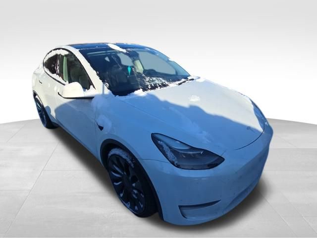Used 2022 Tesla Model Y Performance image 7