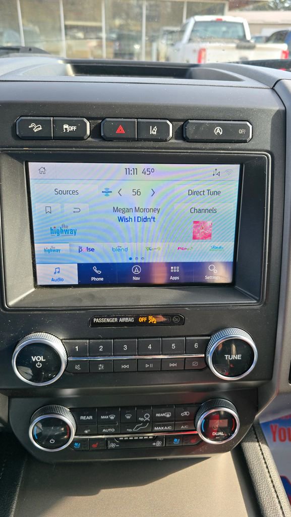 Used 2020 Ford Expedition Max XLT w/ Equipment Group 202A AWD/4WD image 25