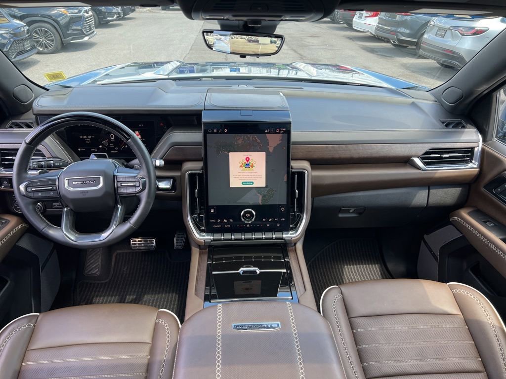 Used 2025 GMC Yukon Denali Ultimate AWD/4WD image 20