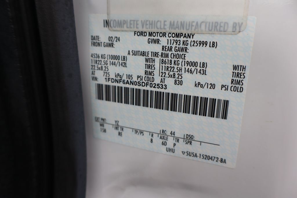 Used 2025 Ford F650 2WD Regular Cab Super Duty image 41