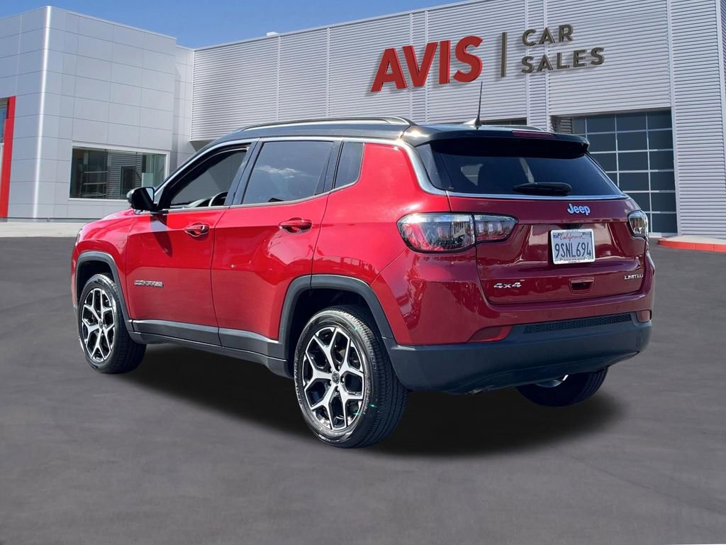Used 2025 Jeep Compass Limited AWD/4WD image 9