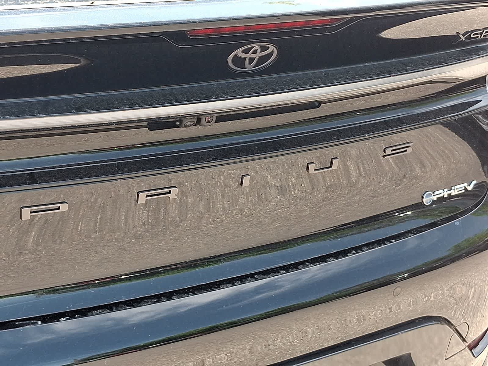 New 2026 Toyota Prius Plug-In Hybrid FWD image 17