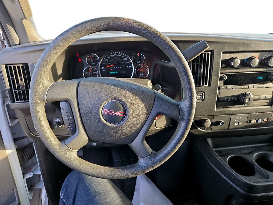 Used 2022 GMC Savana 3500 Extended w/ Driver Convenience Package RWD image 15