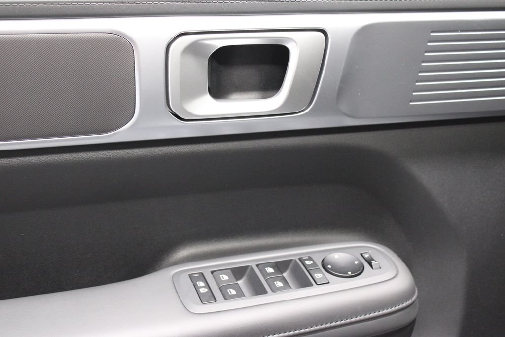 Certified 2025 Hyundai Santa Fe XRT AWD/4WD image 23