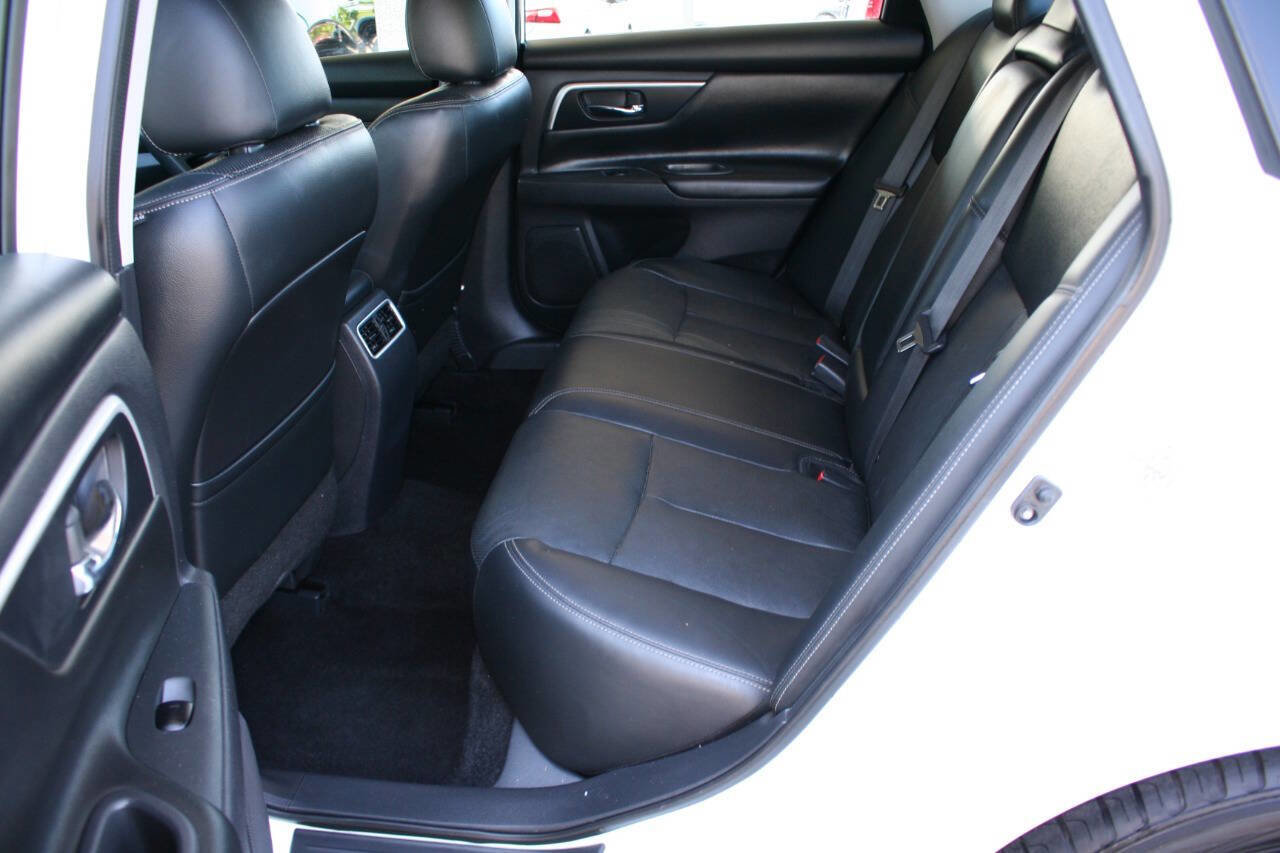 Used 2018 Nissan Altima 2.5 SL FWD image 28