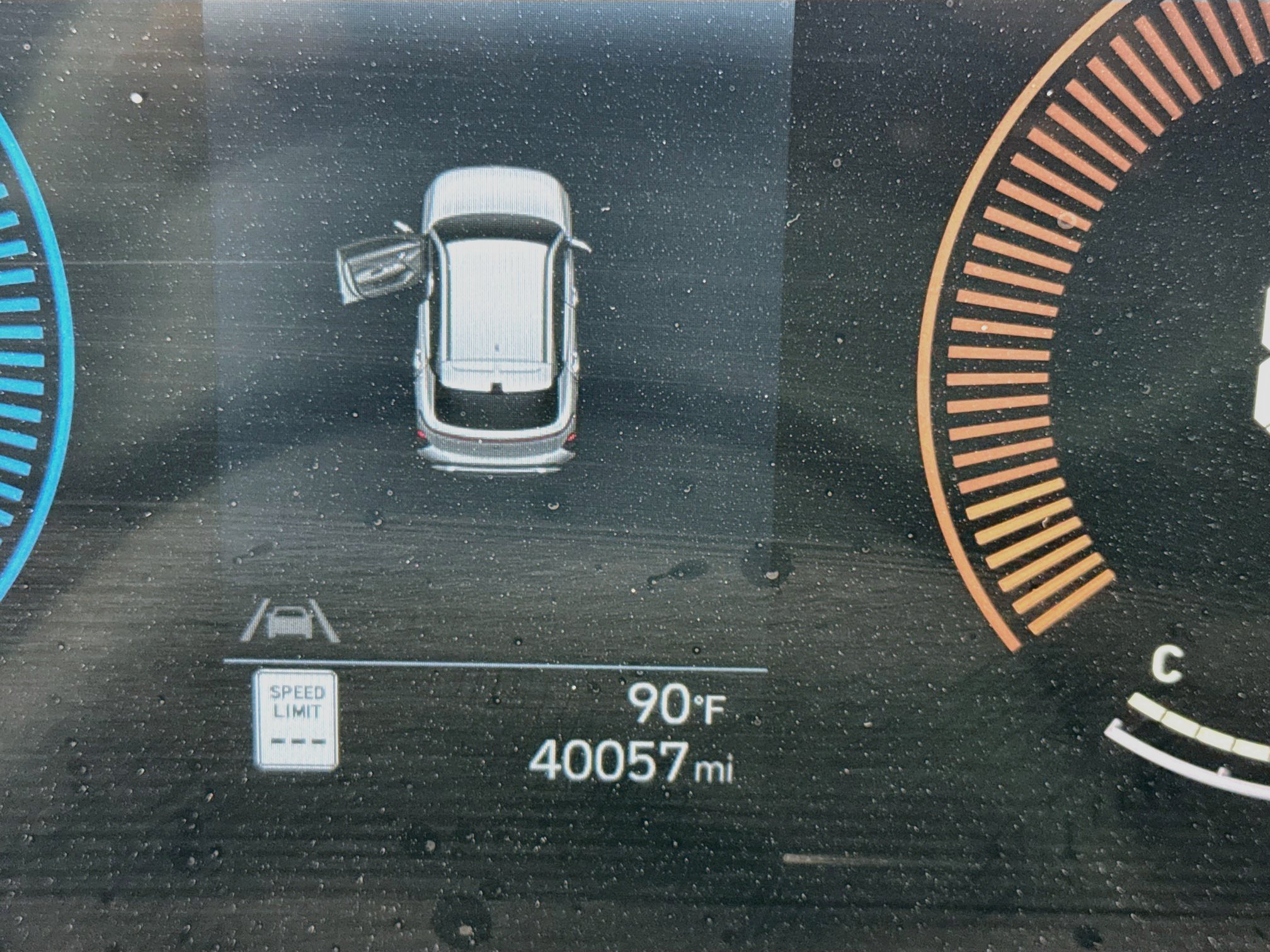 Used 2025 Hyundai Kona SEL FWD image 19