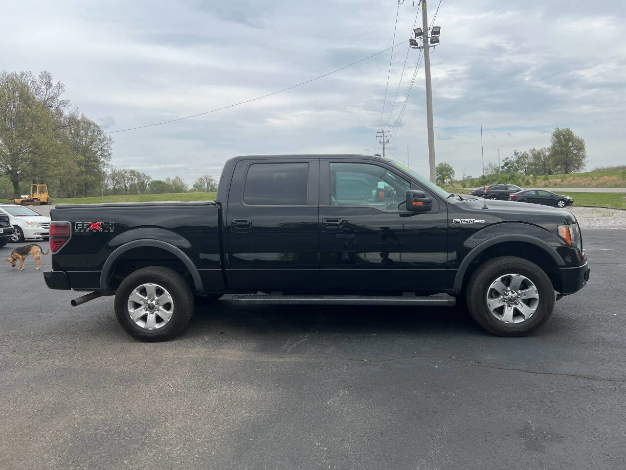 Used 2011 Ford F150 FX4 w/ FX Plus Pkg AWD/4WD image 2