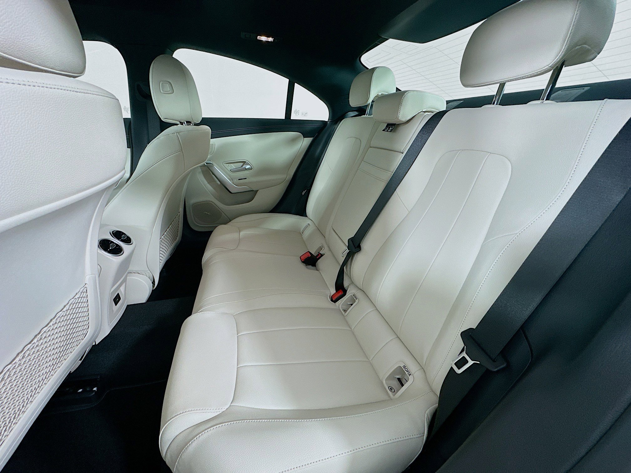 Certified 2025 Mercedes-Benz CLA 250 4MATIC image 31