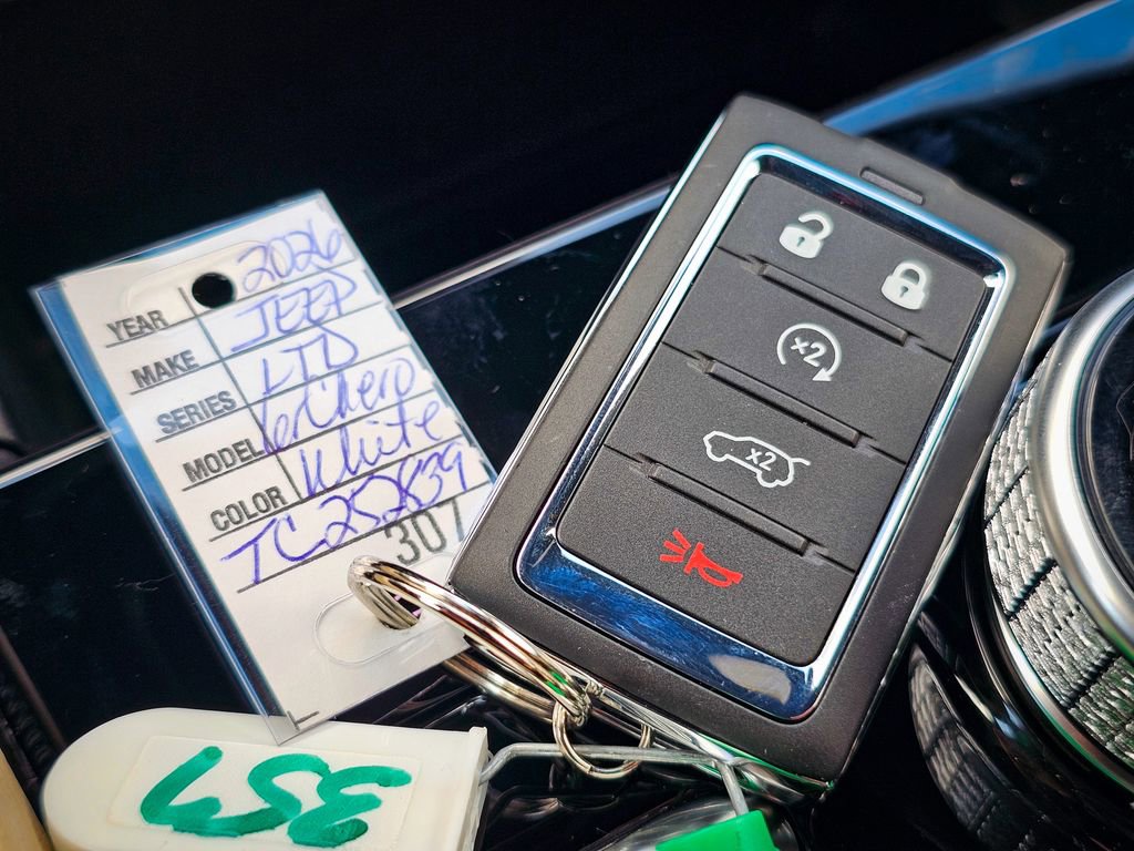 New 2026 Jeep Grand Cherokee Limited image 39