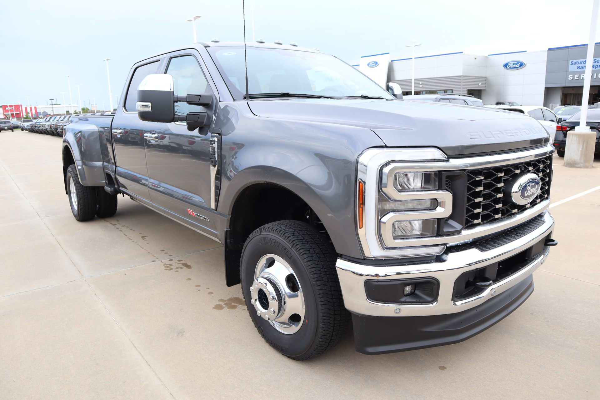 New 2026 Ford F350 Lariat w/ Lariat Premium Package AWD/4WD 360° Tour
