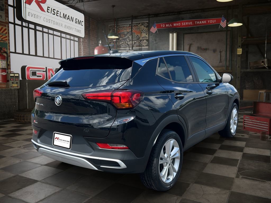 Certified 2021 Buick Encore GX Preferred w/ Cold Weather Comfort Package FWD image 3