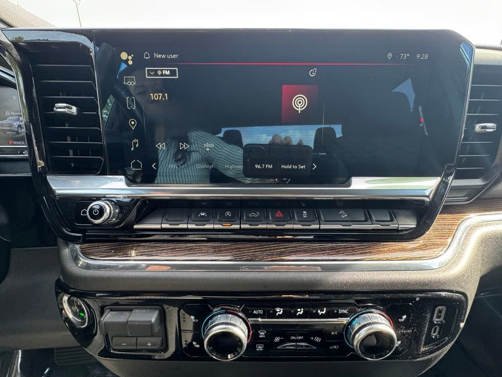 Used 2023 GMC Sierra 1500 SLE image 30