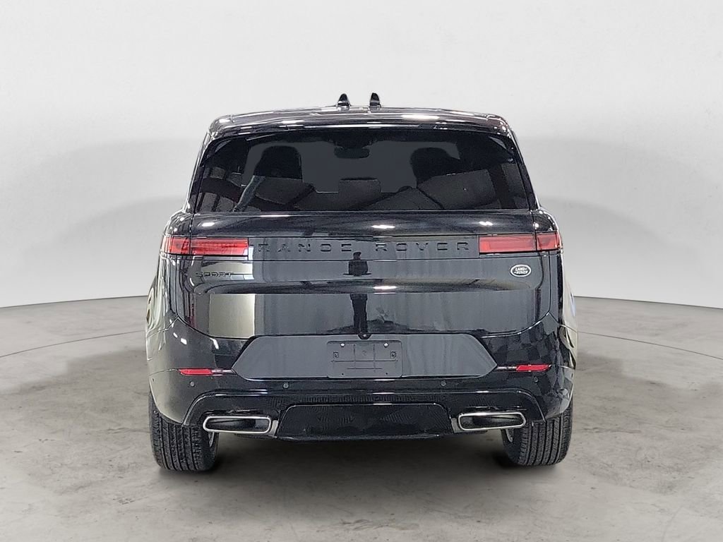 Used 2023 Land Rover Range Rover Sport SE Dynamic image 4