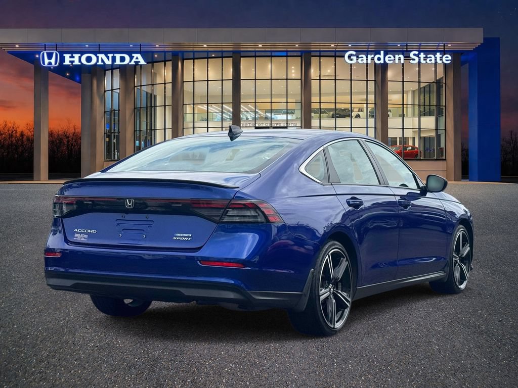 Used 2024 Honda Accord Sport image 4