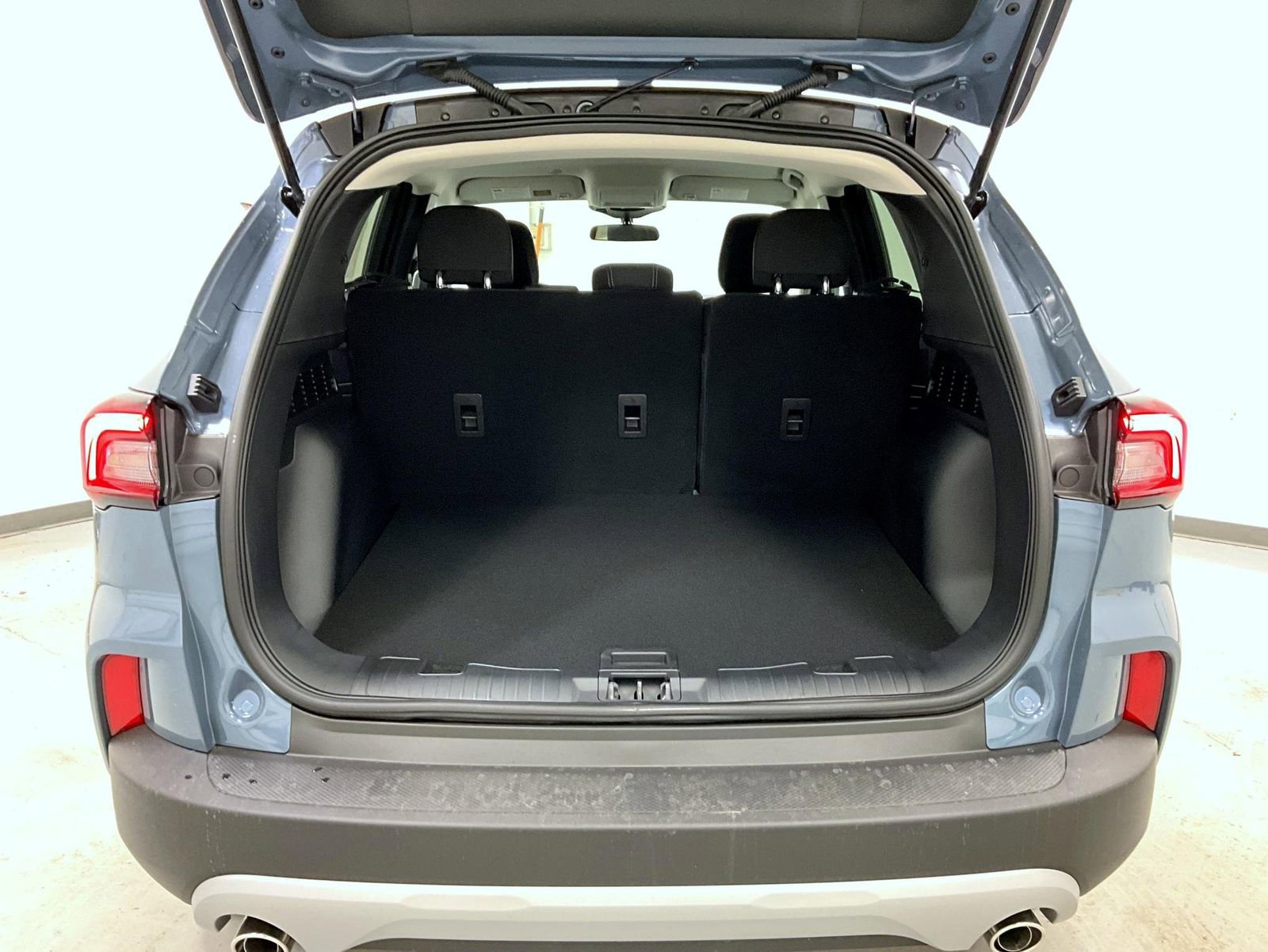 New 2026 Ford Escape Active w/ Cold Weather Package image 9