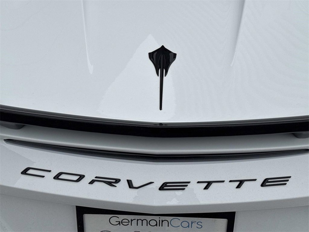 Used 2024 Chevrolet Corvette Stingray w/ Z51 Performance Package image 12