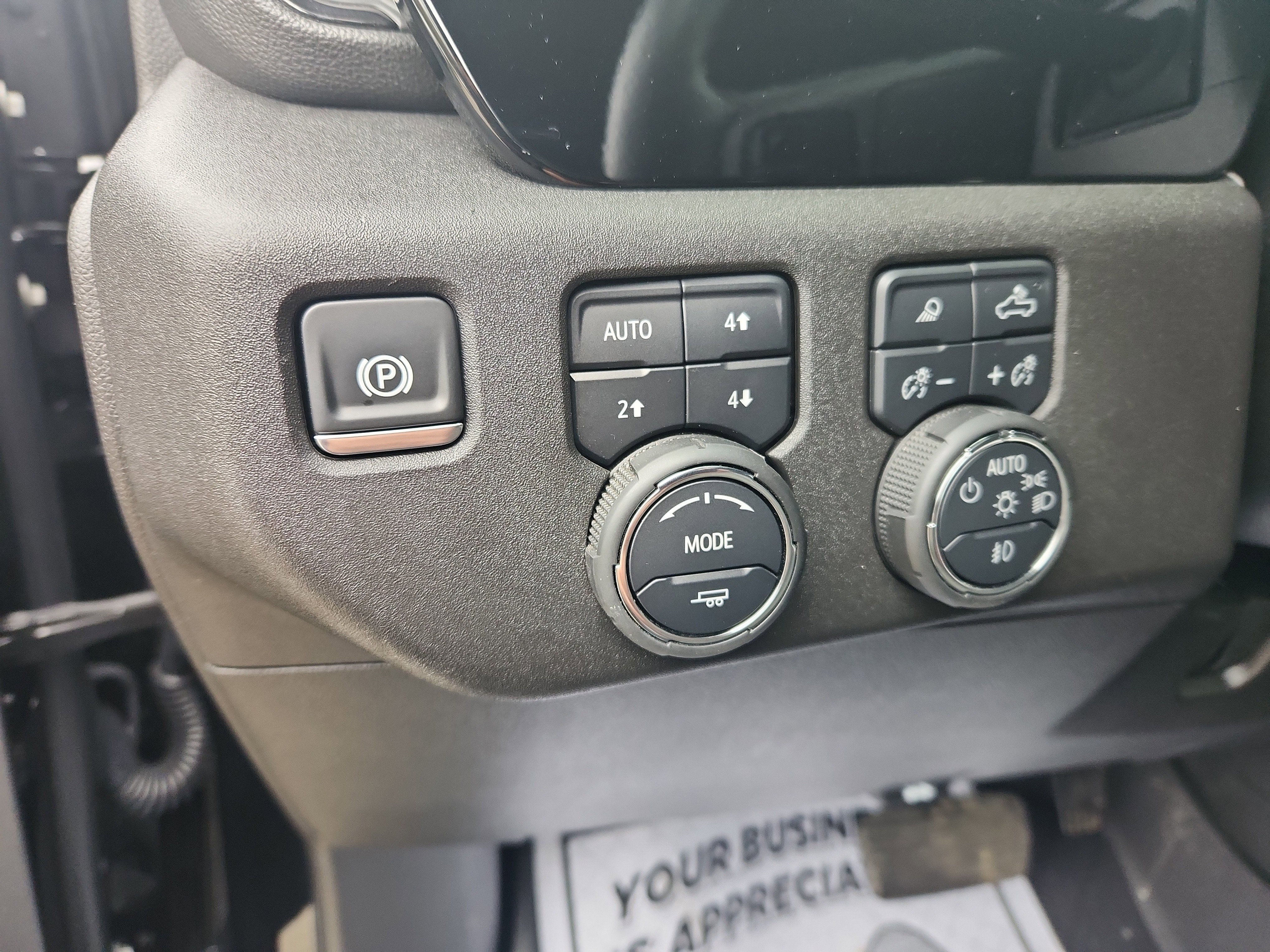 Used 2025 Chevrolet Silverado 2500 ZR2 AWD/4WD image 27