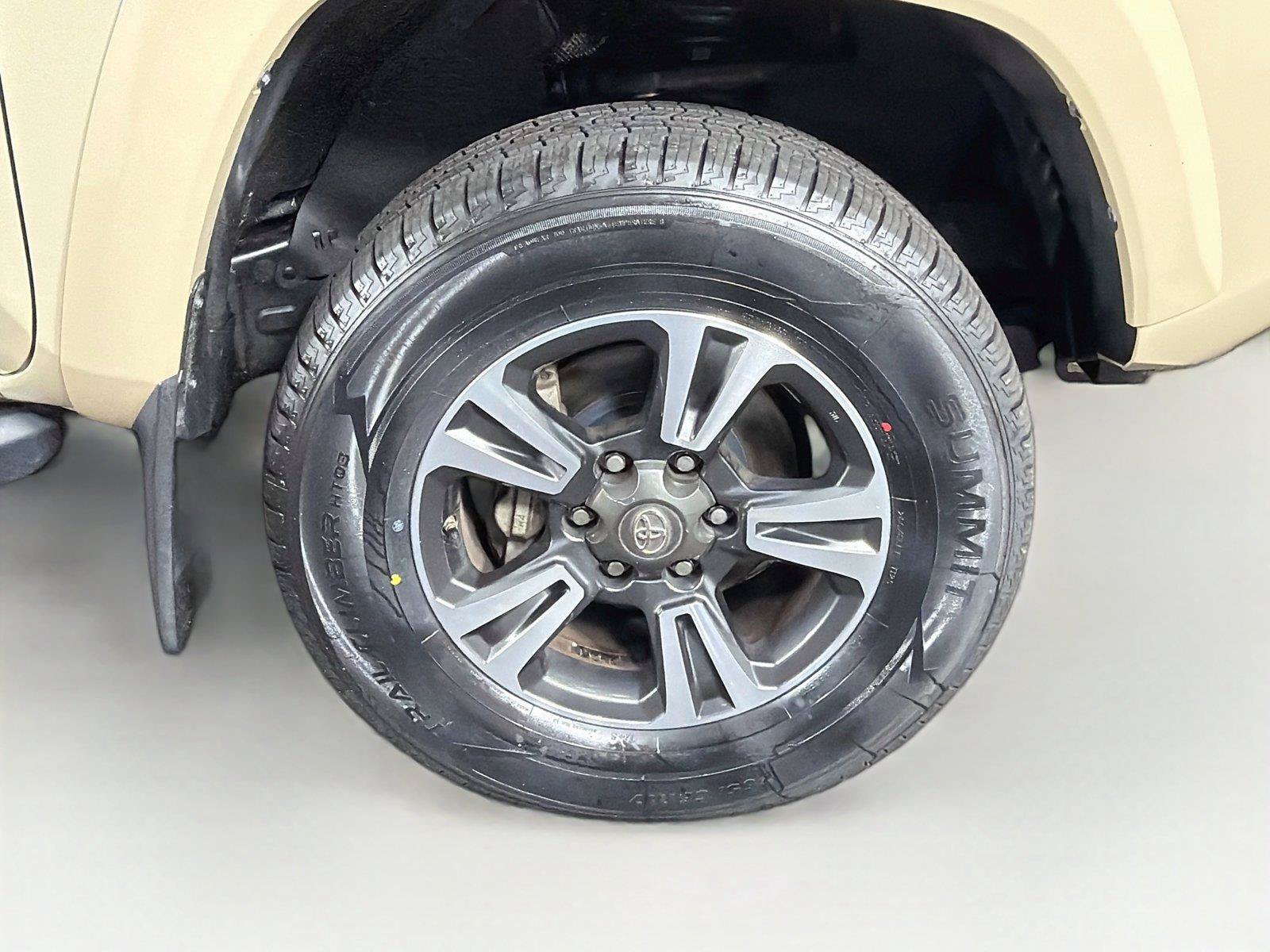 Used 2019 Toyota Tacoma TRD Sport AWD/4WD image 34
