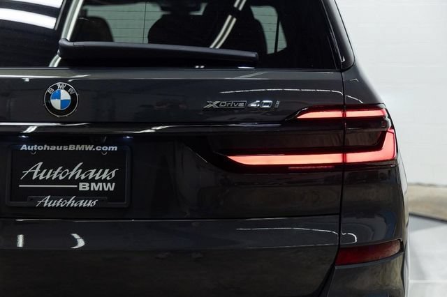 Certified 2026 BMW X7 xDrive40i w/ M Sport Package AWD/4WD image 11