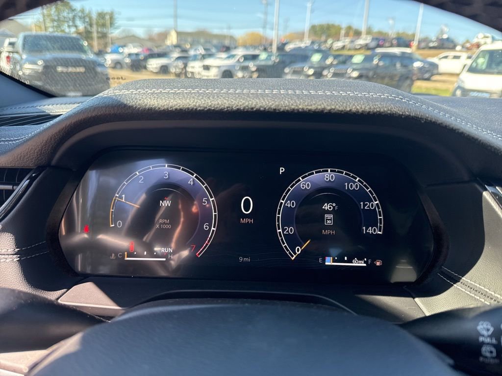 New 2026 Jeep Grand Cherokee Altitude image 11