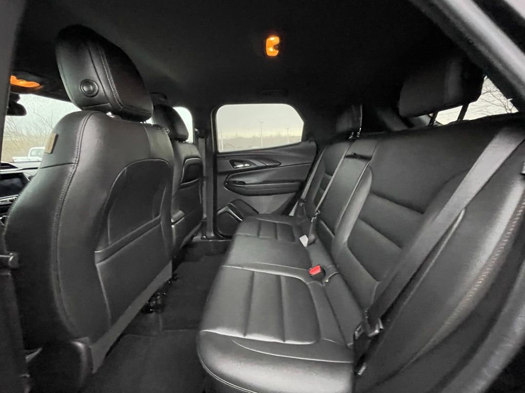 Used 2021 Chevrolet TrailBlazer ACTIV w/ Technology Package AWD/4WD image 18