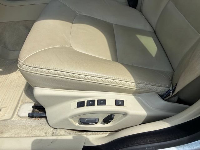 Used 2015 Volvo XC70 T6 AWD/4WD image 14