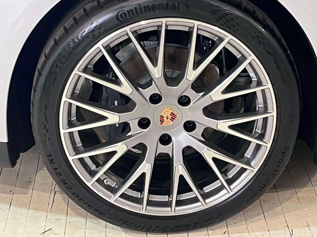 New 2026 Porsche Panamera 4 AWD/4WD image 14