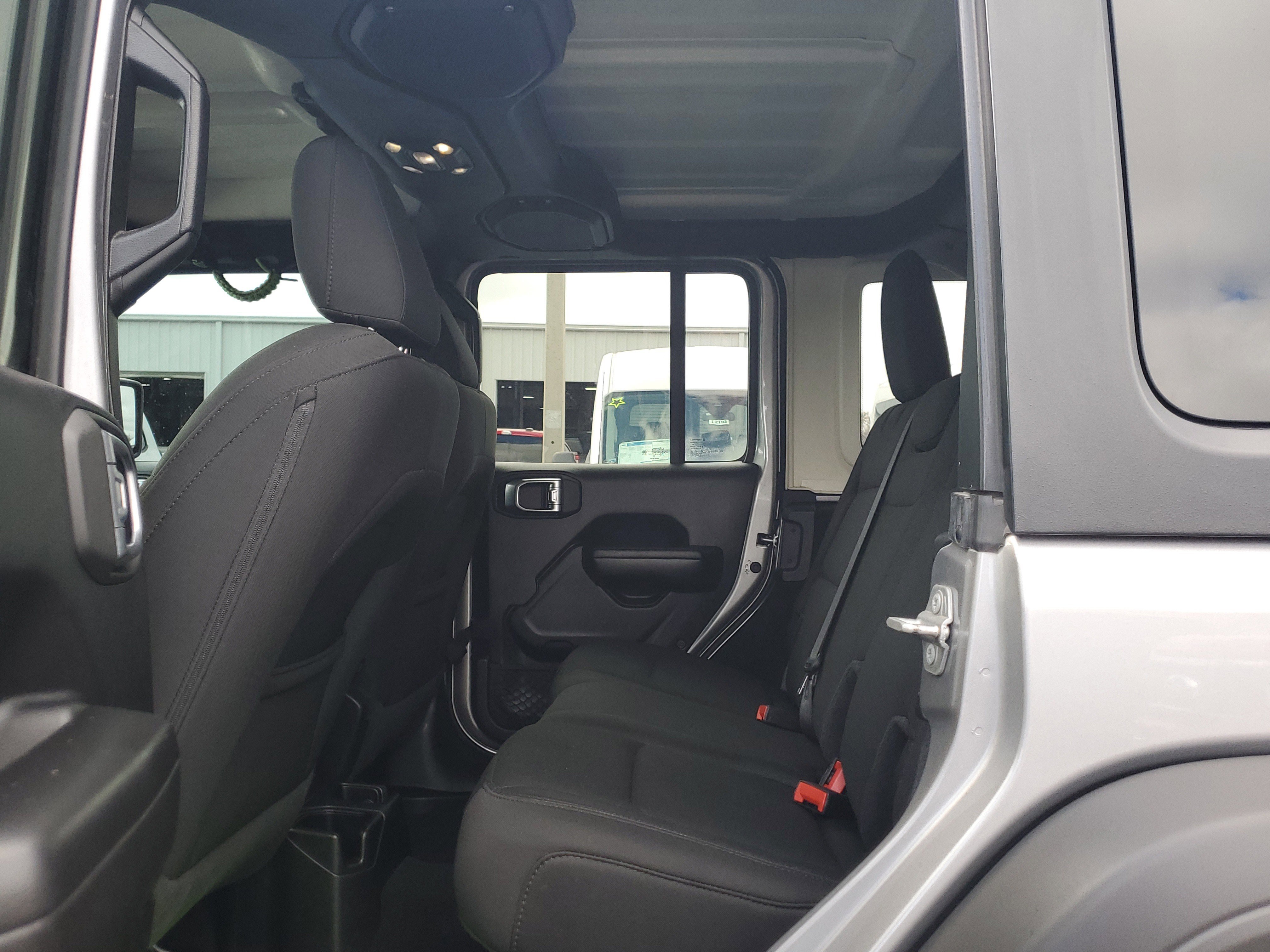 Used 2020 Jeep Wrangler Unlimited Sport S image 11