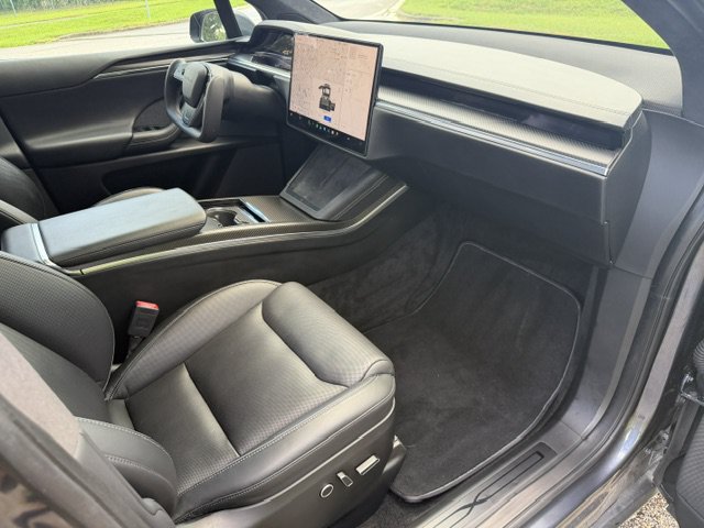 Used 2022 Tesla Model X Plaid AWD/4WD image 16