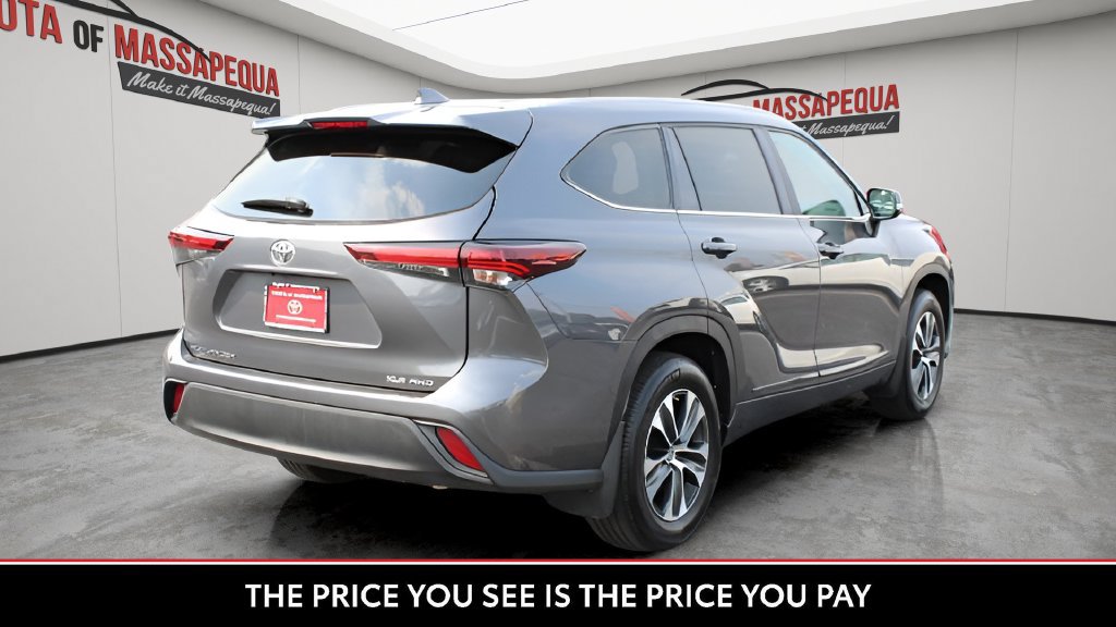 Used 2025 Toyota Highlander XLE AWD/4WD image 6