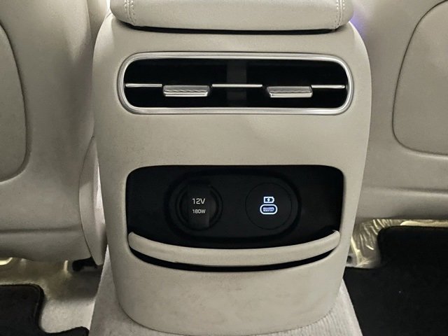 New 2025 Genesis G90 3.5T image 23