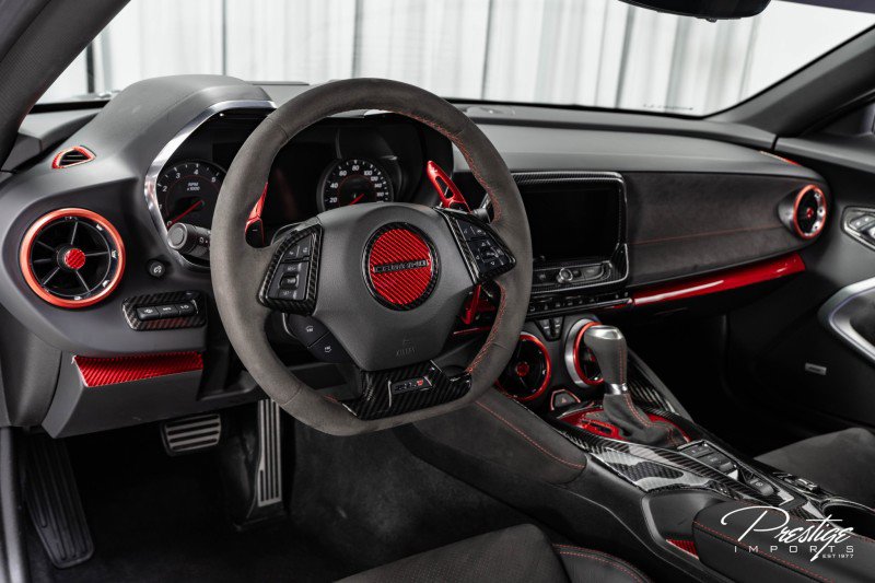 Used 2022 Chevrolet Camaro ZL1 image 39