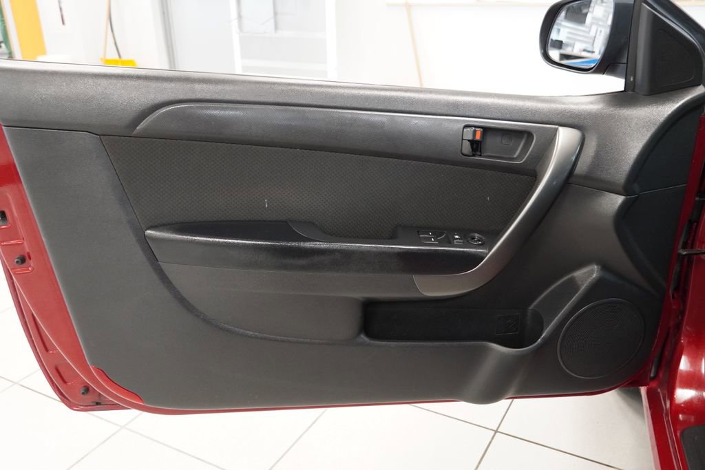 Used 2010 Kia Forte Koup EX image 16