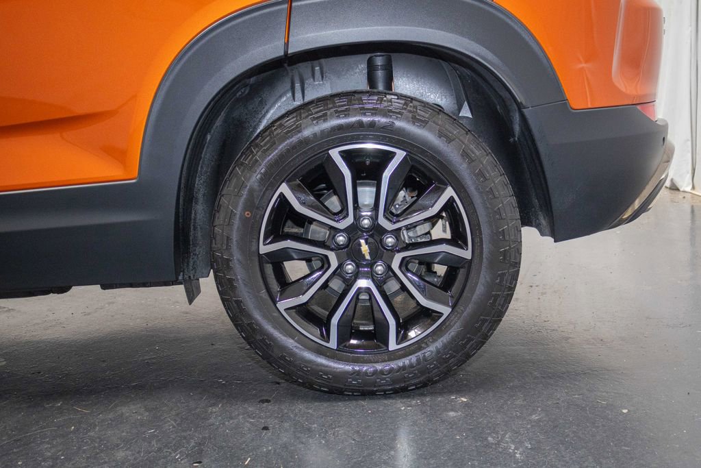 Used 2022 Chevrolet TrailBlazer ACTIV w/ Sun and Liftgate Package image 8