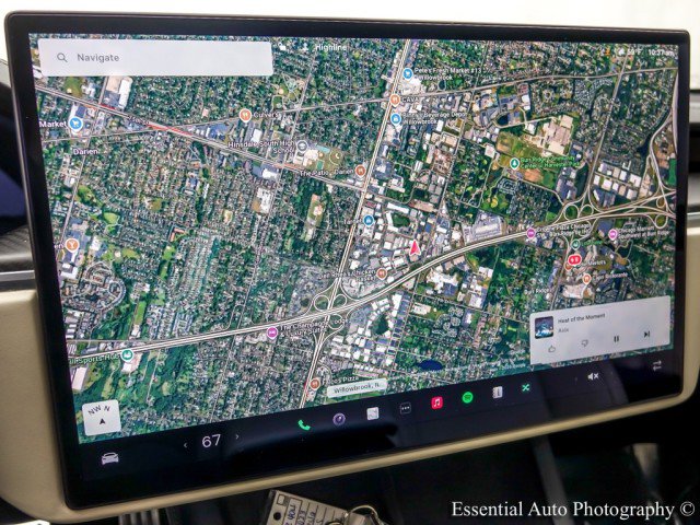 Used 2023 Tesla Model S Plaid image 19