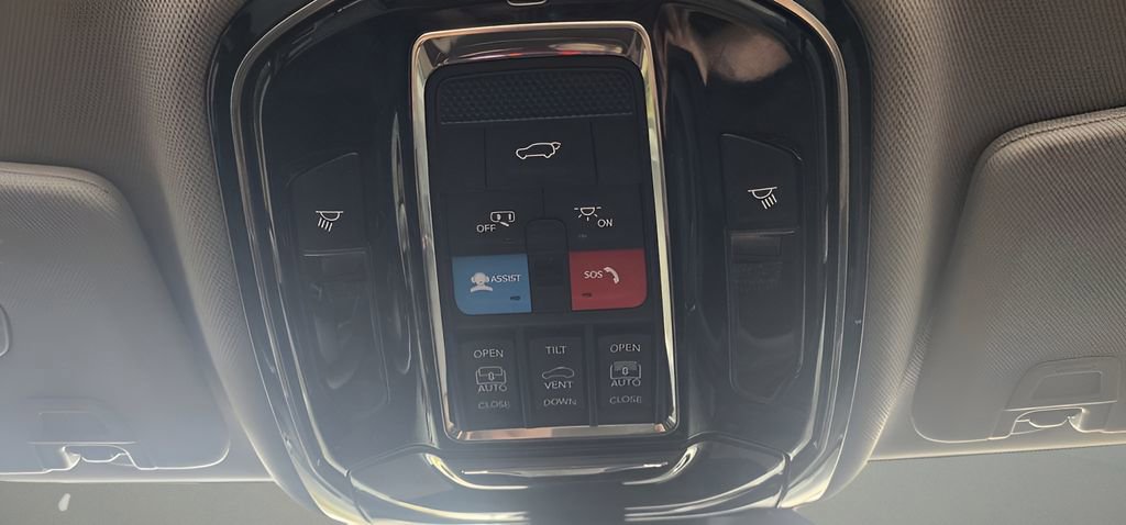 Used 2023 Jeep Grand Cherokee L Overland w/ Rear Seat Video Group I AWD/4WD image 48