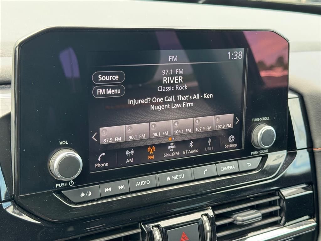 Used 2025 Nissan Pathfinder Rock Creek AWD/4WD image 22